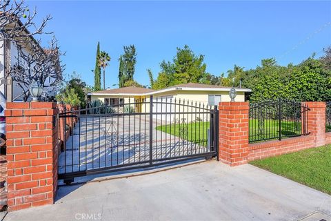 18419 Linnet Tarzana CA 91356