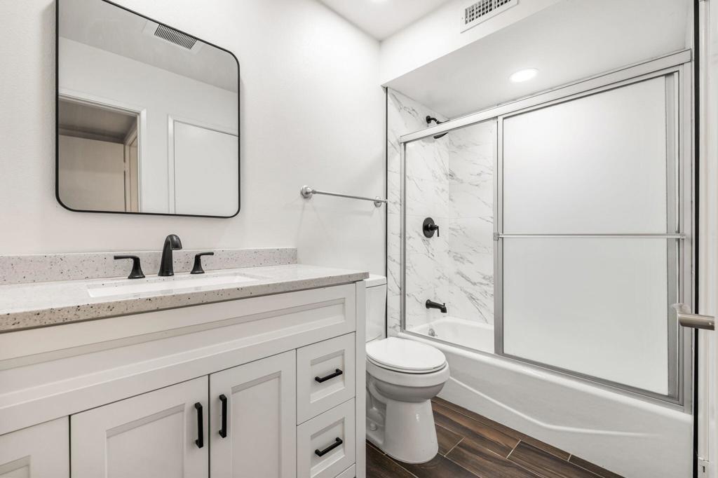 Ironwood Country Clu - Residential Lease