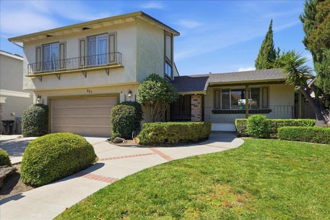 Photo of 277 Moraga Way, San Jose, CA 95119 (MLS # ML82054067)