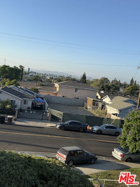 325 W La Jolla Street Placentia CA 92870