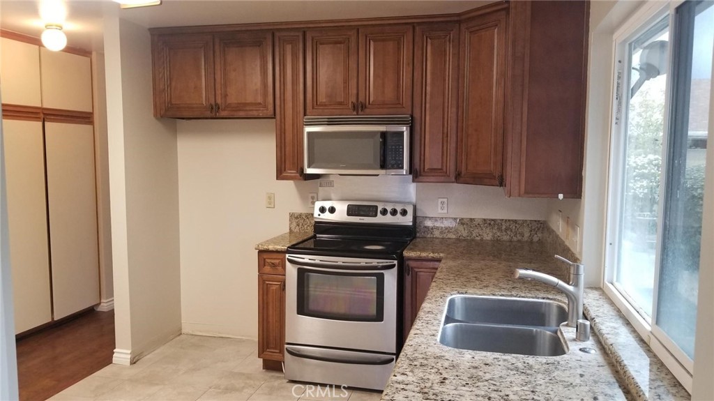 12341 Carnaby Street