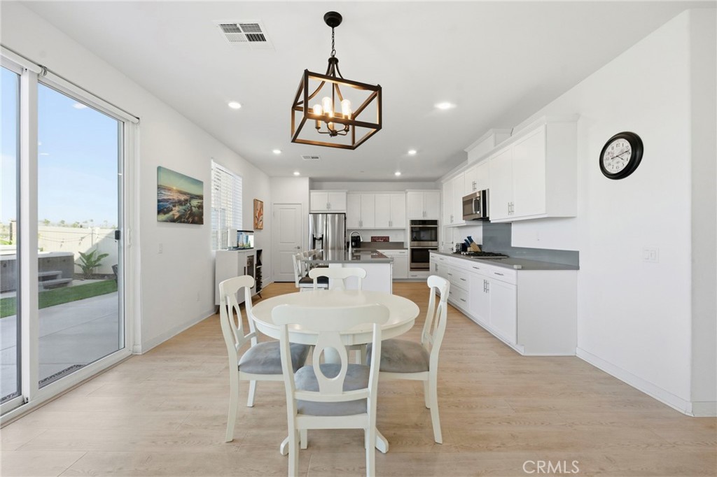 30218 Arroyo Springs