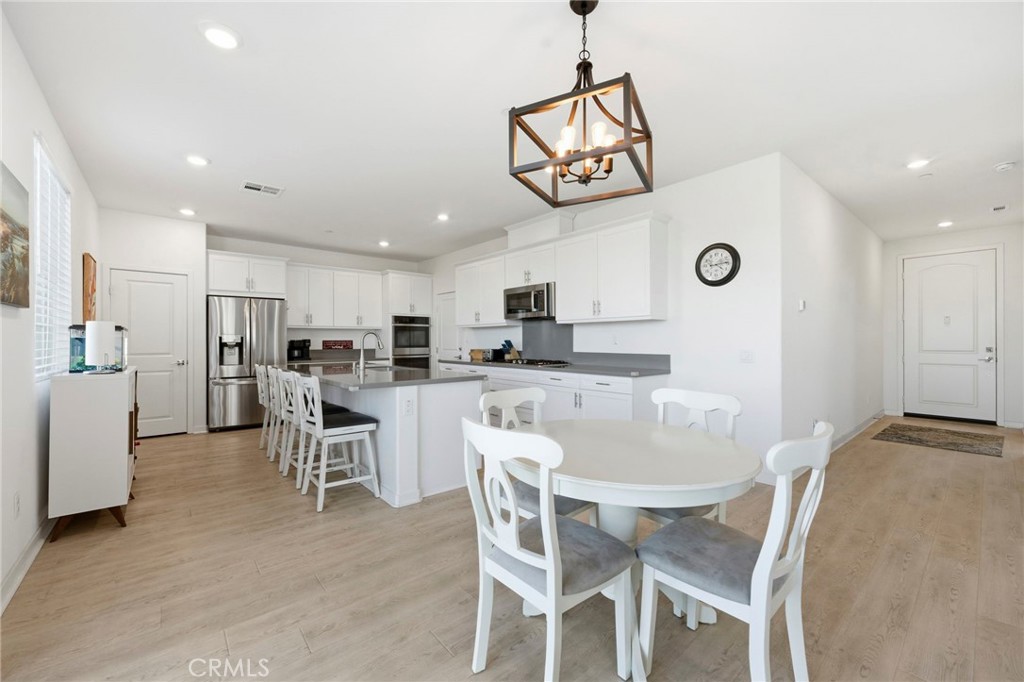 30218 Arroyo Springs