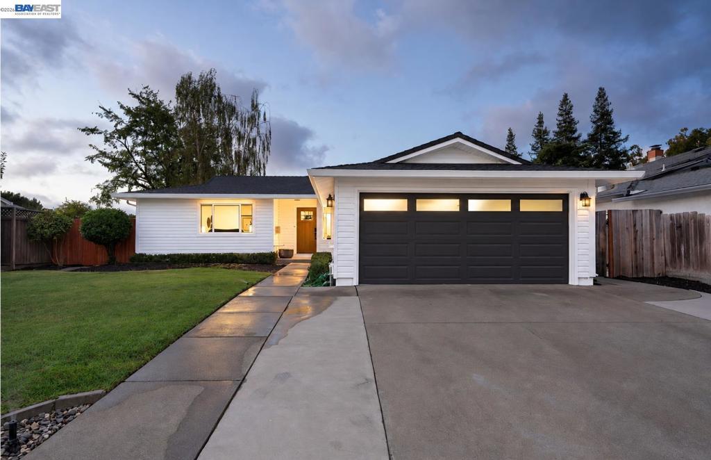 4132 Cid Way
