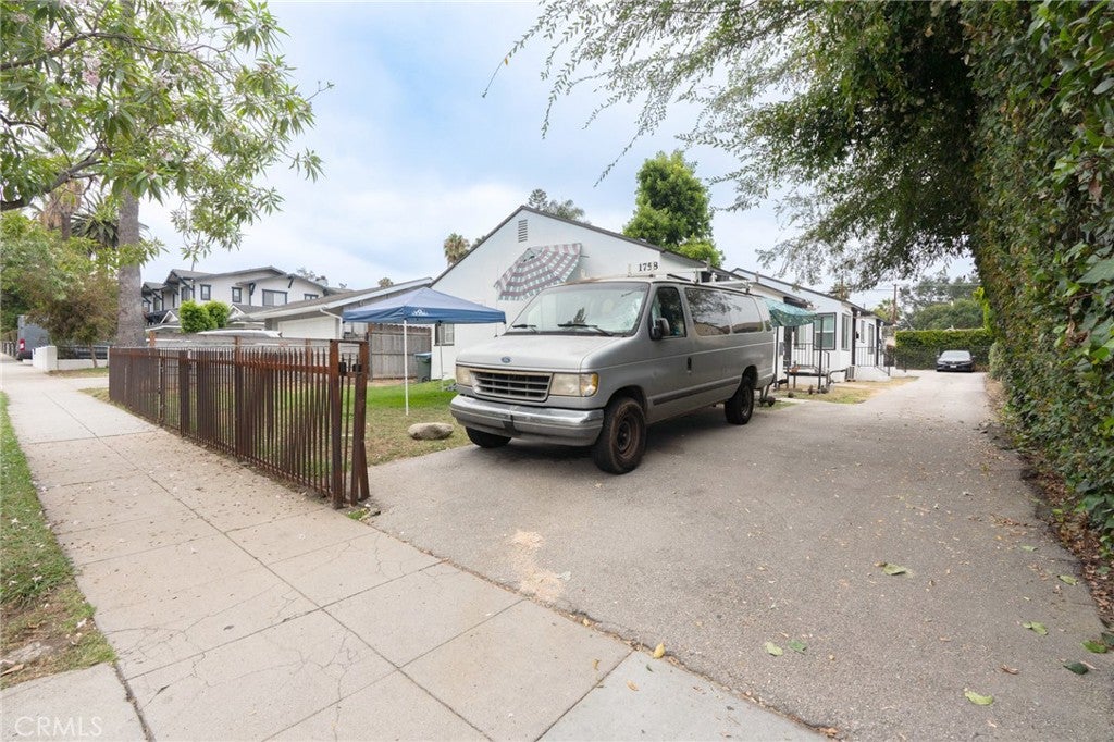 1758 Lincoln Avenue