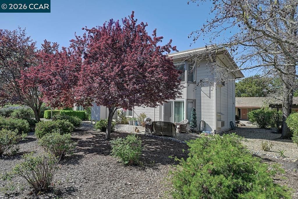 Photo of 1312 Skycrest Dr #1, Walnut Creek, CA 94595 (MLS # 41127437)