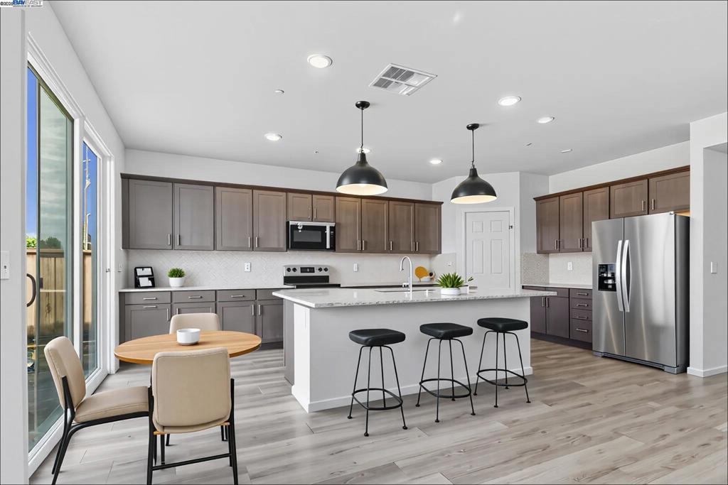 DEER VALLEY - Residential