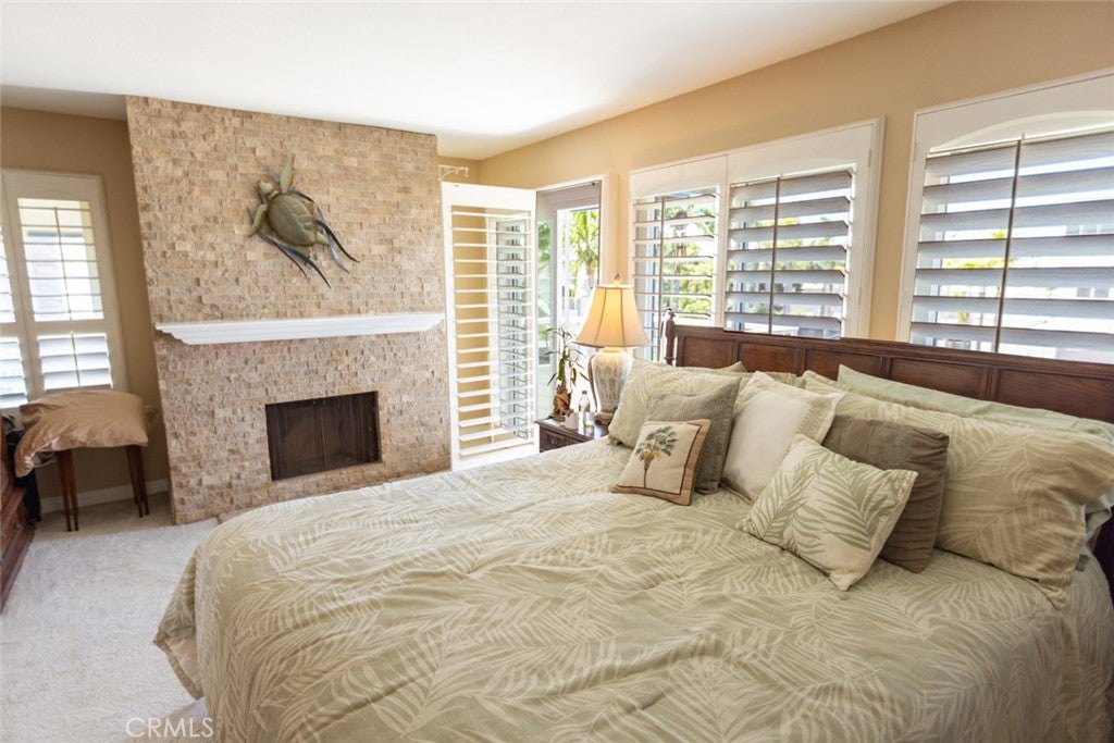 16102 Fame, Huntington Beach CA 92649 - Photo 14