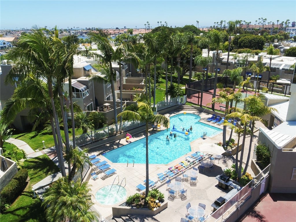 16102 Fame, Huntington Beach CA 92649 - Photo 43