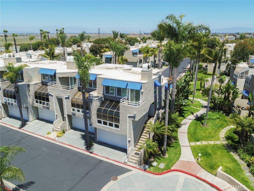 16102 Fame, Huntington Beach CA 92649 - Photo 41