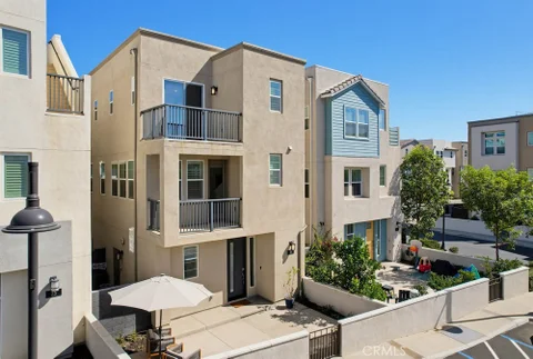 MLS: OC26210794