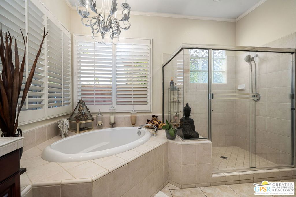 Lake La Quinta - Residential
