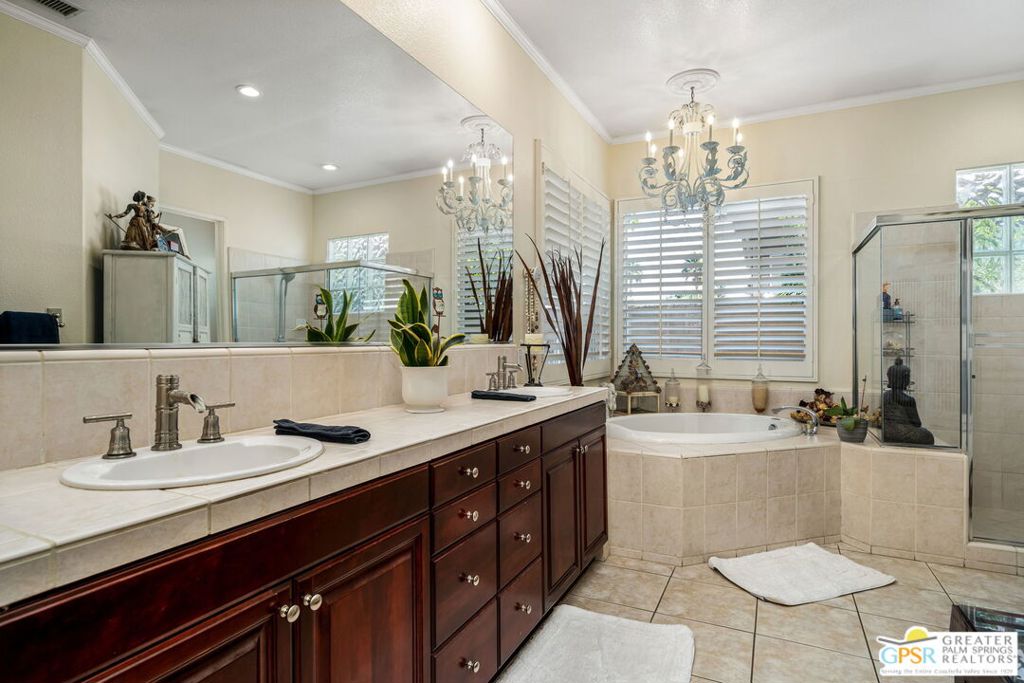 Lake La Quinta - Residential