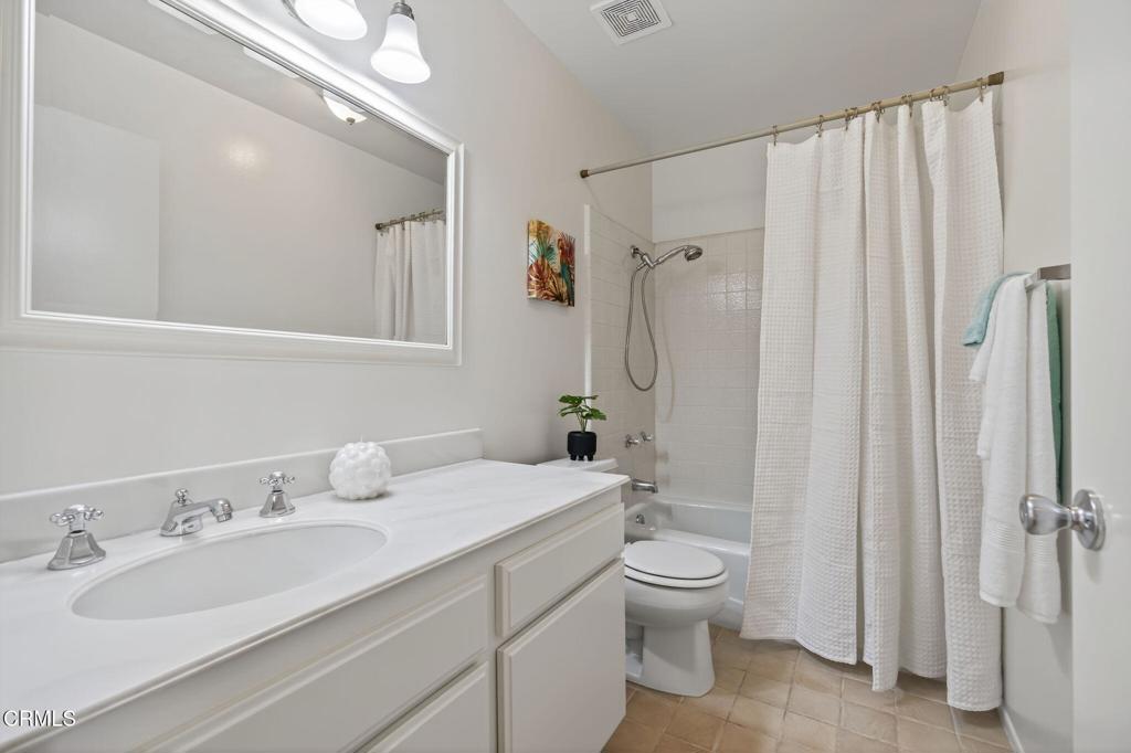 Las Casitas - 2830 - Residential