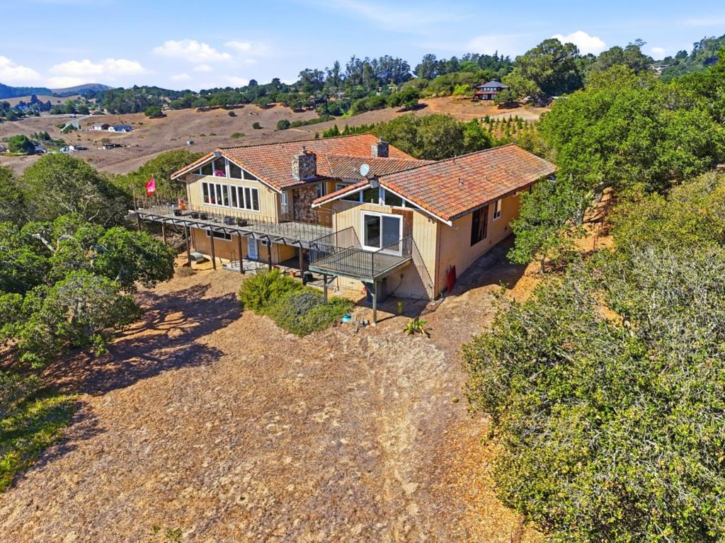 1191 Merrill Road