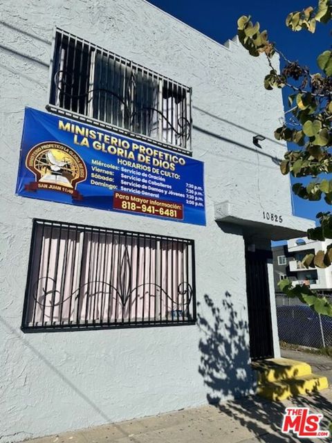 10825 Magnolia Boulevard North Hollywood CA 91601