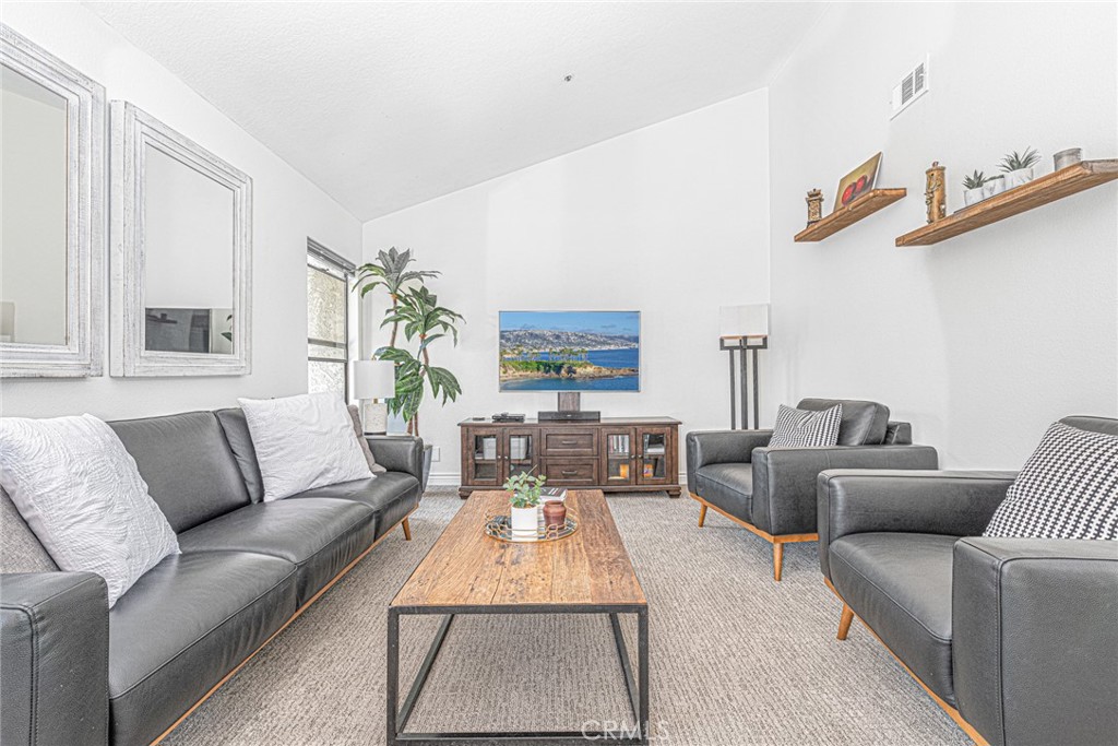 950 Cagney Lane 308