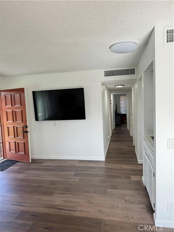 Mountain View Villas (32161) - Residential