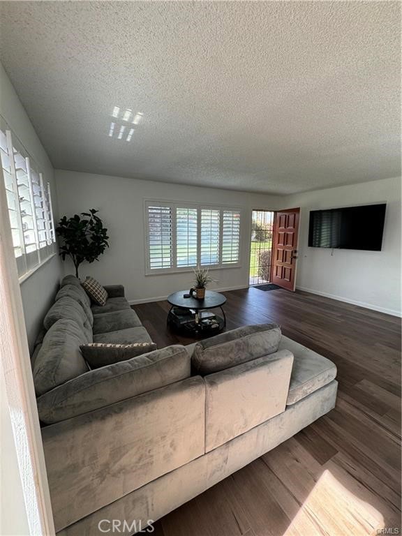 Mountain View Villas (32161) - Residential