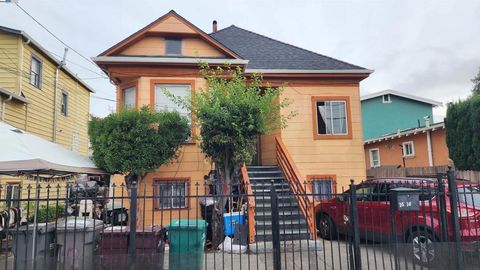 Photo of 1618 51St Ave, Oakland, CA 94601 (MLS # 41118175)