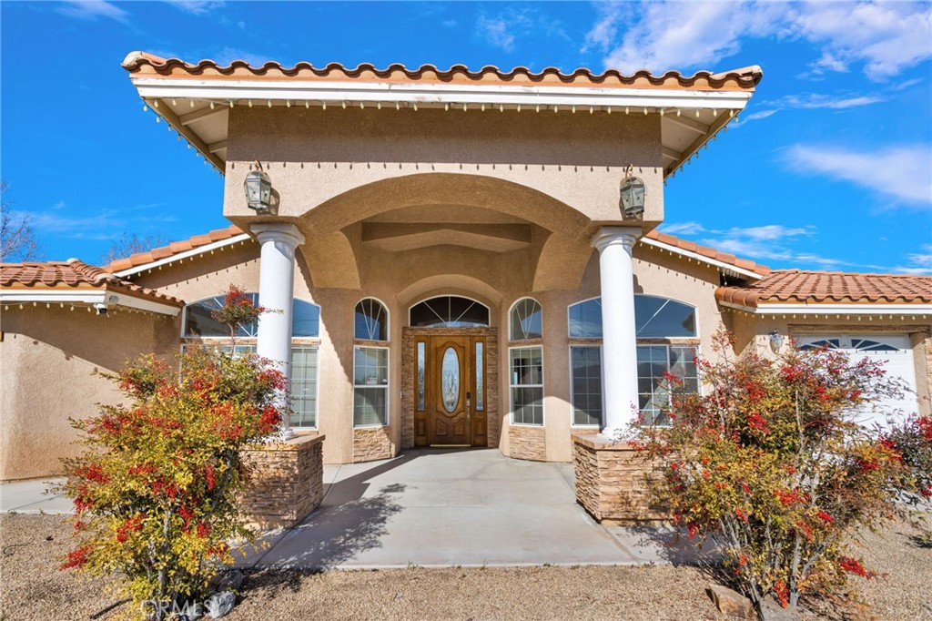 17412 Danbury Avenue