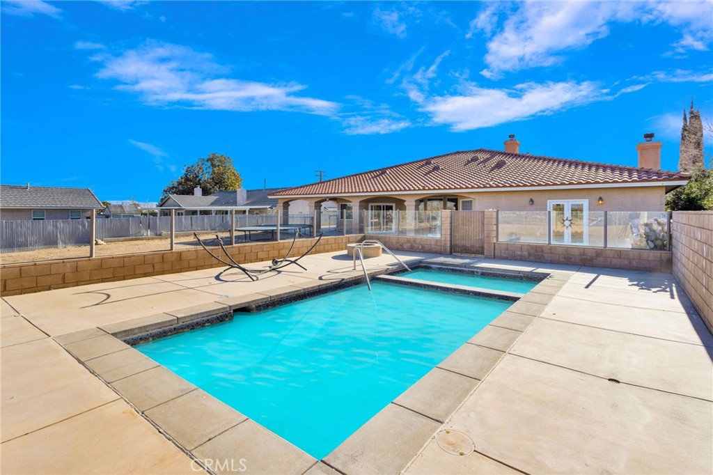 17412 Danbury Avenue