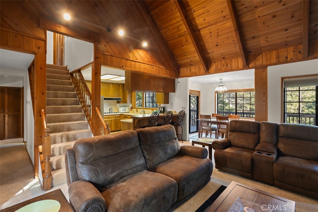 305 Auburn Drive