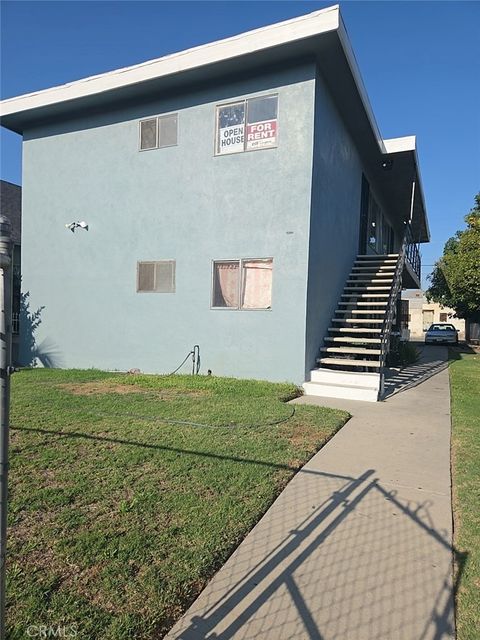 Photo of 1451 E 21 St St #3, Los Angeles, CA 90011 (MLS # MB25247439)