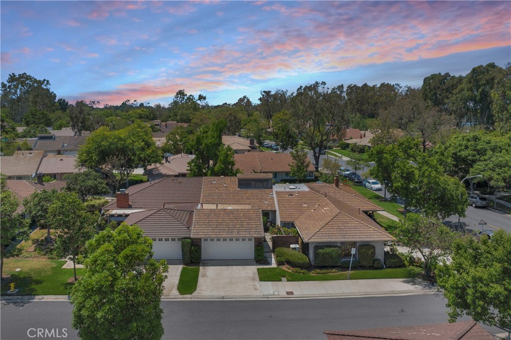 Luxury Live Auction! Bidding to start from $900,000!
Welcome to 4 Camphor S, a well maintained and thoughtfully updated 2-bedroom, 2-bathroom single-level residence located in the highly sought-after University Park community of Irvine. Nestled in a peaceful and lushly landscaped neighborhood, this charming home offers a blend of comfort, privacy, and convenience in one of Orange County’s most desirable locations.
As you enter, you're greeted by an open and airy floor plan with soaring vaulted ceilings and abundant natural light that fills the space. The spacious living room is anchored by a cozy brick fireplace and seamlessly flows into the dining area, creating an ideal setting for relaxing or entertaining. Large sliding glass doors connect the living space to a private patio overlooking a serene greenbelt—offering a peaceful retreat for outdoor gatherings, morning coffee, or evening relaxation.
The kitchen has been upgraded with custom cabinetry, quality appliances, and a charming breakfast nook that opens to a second, enclosed courtyard—perfect for alfresco dining or gardening. The expansive primary suite features ample closet space and a fully remodeled en-suite bathroom with stylish finishes. The secondary bedroom is spacious and versatile—ideal for guests, a home office, or creative space.
Additional highlights include an attached 2-car garage, central A/C and heating, a low-maintenance yard, and plenty of storage throughout. This home is truly move-in ready and designed for effortless, single-level living.
Residents of University Park enjoy access to a wide range of resort-style amenities including multiple pools and spas, tennis courts, parks, playgrounds, and miles of scenic walking trails. The community is known for its mature trees, wide greenbelts, and tranquil atmosphere—all within close proximity to award-winning Irvine schools, the University of California Irvine (UCI), shopping centers, dining, golf, and easy access to the 405, 5, and 73 freeways.
Whether you're a first-time buyer, downsizer, or seeking a low-maintenance home in a prime location, 4 Camphor S offers the perfect blend of lifestyle, location, and value in the heart of Irvine.