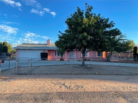 Photo of 18375 Westlawn ST, Hesperia, CA 92345 (MLS # IV26194267)