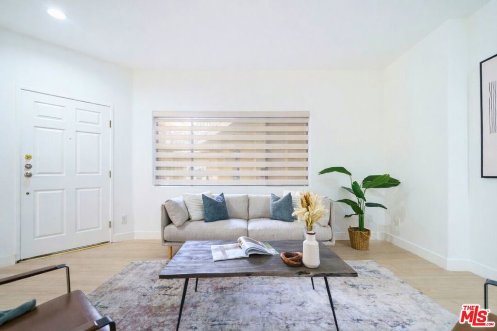 861 S Windsor Boulevard 103