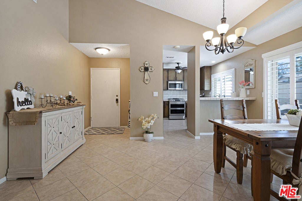 1637 Aspen Village Way