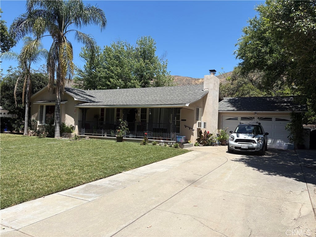 1220 W Marshall
