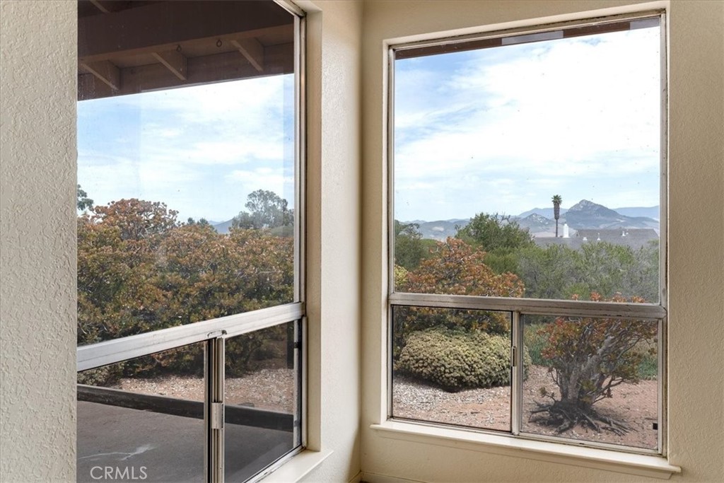 1244 Bayview Heights