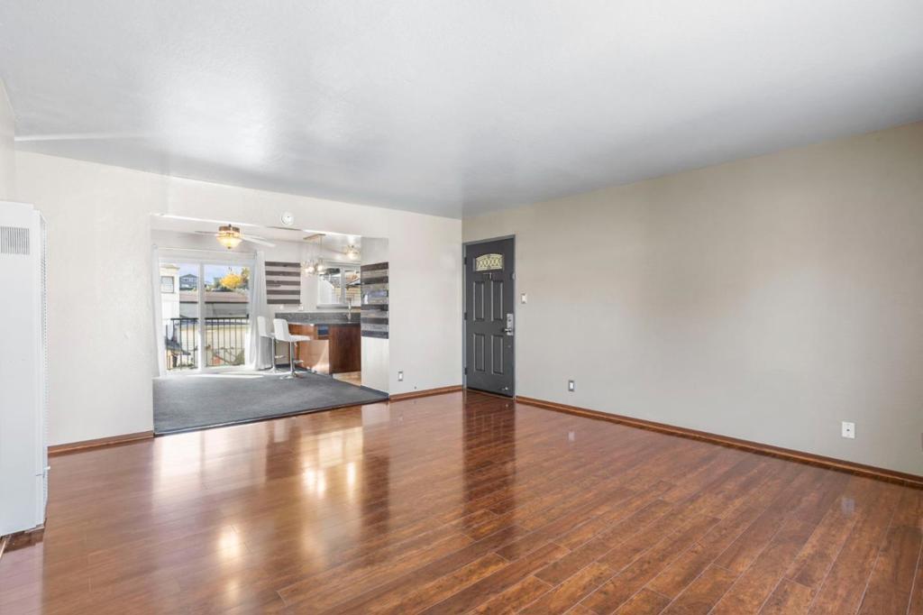 1124 Rex Road