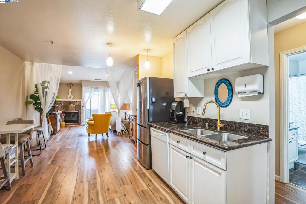 CASTRO VALLEY - Residential