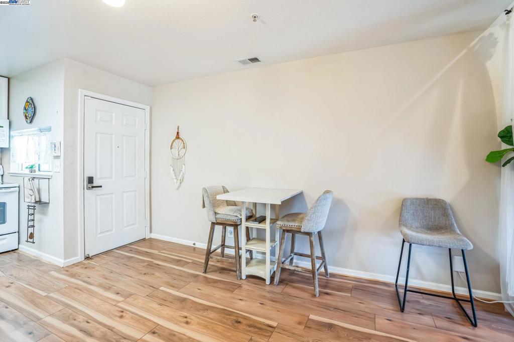 CASTRO VALLEY - Residential