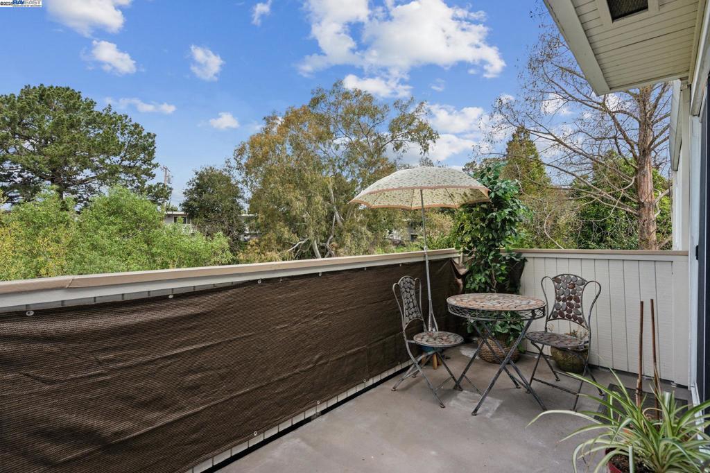 CASTRO VALLEY - Residential