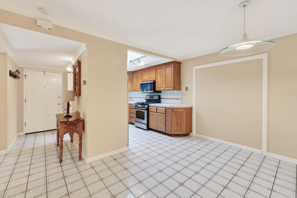3592 Minto Court