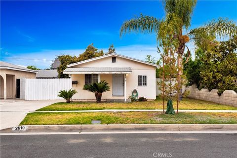 2619 W Olive Avenue Fullerton CA 92833