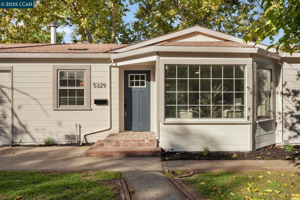 Photo of 5329 Rockwell Road Rd, North Highlands, CA 95660 (MLS # 41116024)