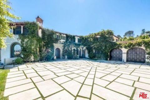 2188 Ponet Drive Los Angeles CA 90068