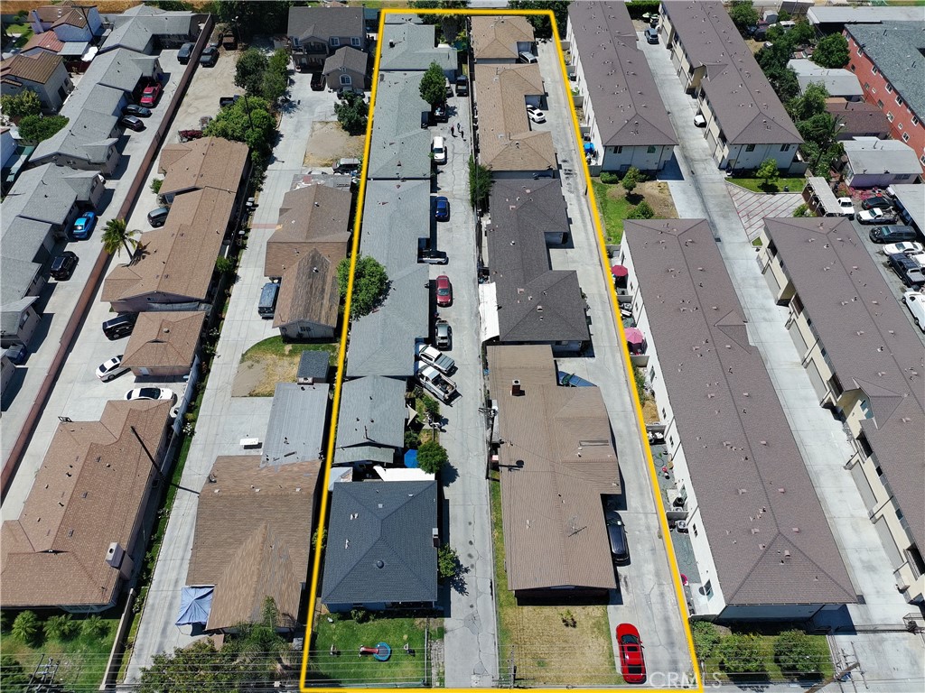 4858 Live Oak St.