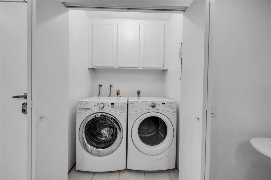 Sunrise Palms - Residential