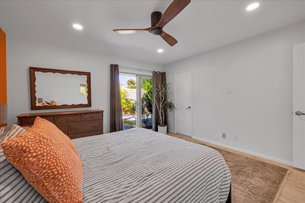 Sunrise Palms - Residential