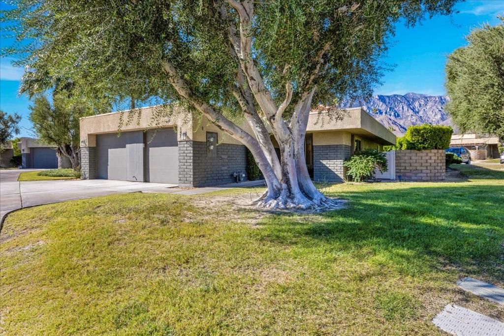 Photo of 1491 Sunflower Circle N, Palm Springs, CA 92262 (MLS # 219137438PS)
