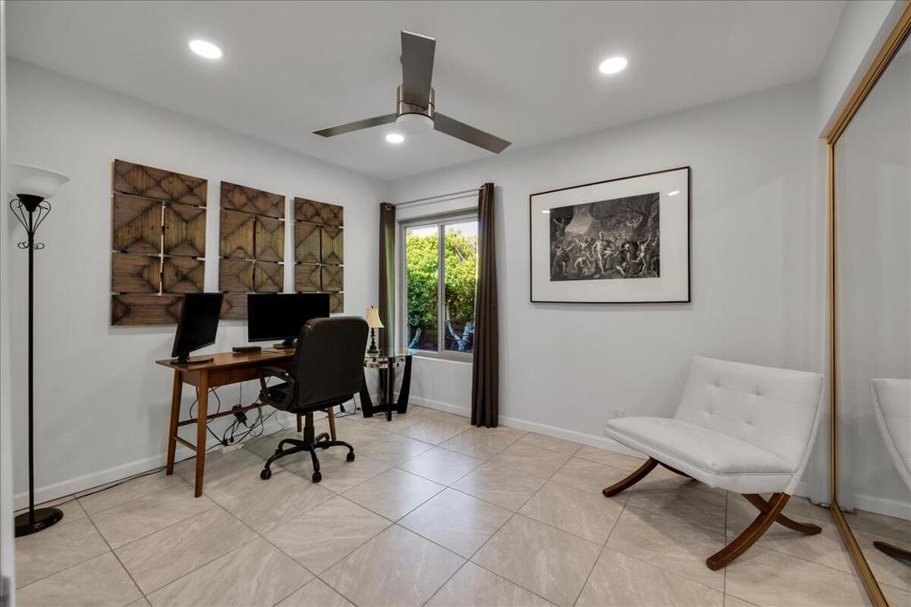 Sunrise Palms - Residential