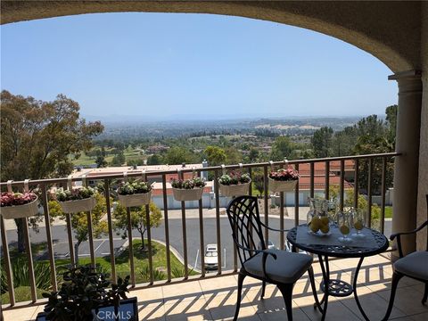 Photo of 4026 Calle Sonora Este #3B, Laguna Woods, CA 92637 (MLS # OC26110535)
