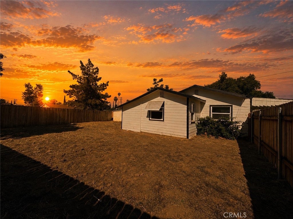 34335 County Line