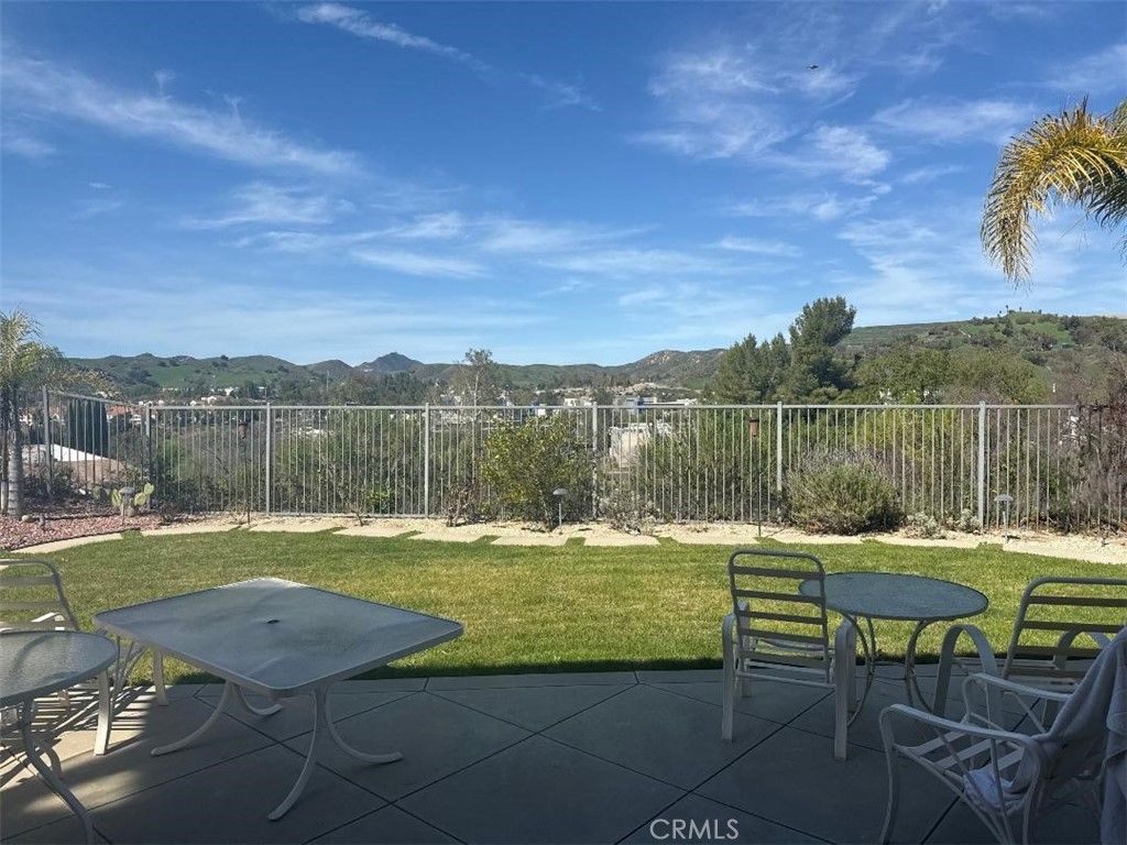 Photo of 4591 Camino Del Sol, Calabasas, CA 91302 (MLS # SR25243474)